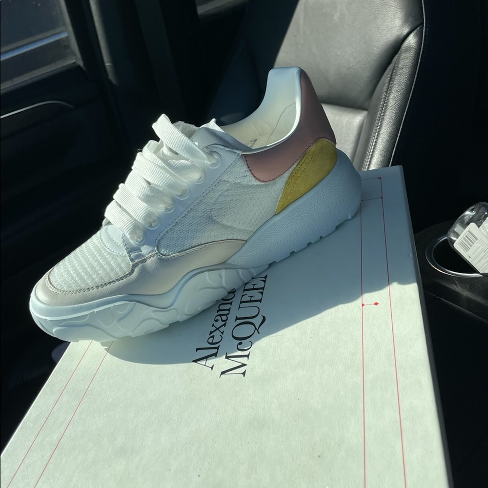 Alexander McQueen Womens shoes